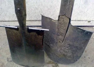 Циганин счупи главата на футболен бос с лопата