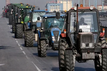 Задава се втора вълна трактори