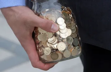 Данъчни фалират 178 фирми с борчове