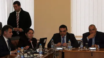 Сменяме си адреса с чип