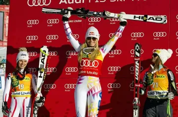 Линдзи Вон с хеттрик в Лейк Луис