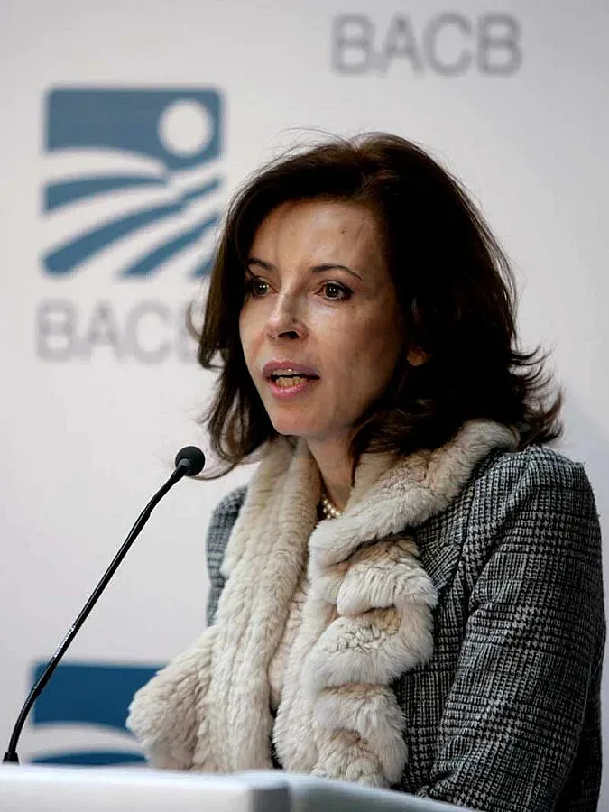 Цветелина Бориславова: Няма опасност за депозитите на гражданите 