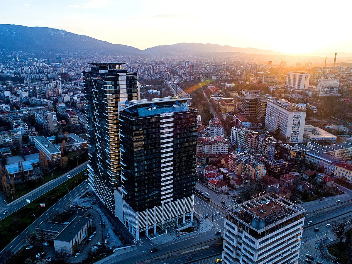 ОББ: Всички сектори растат