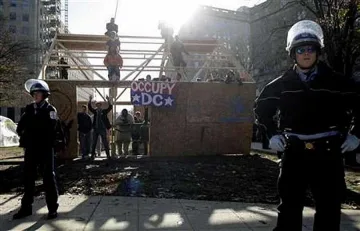 Нови шестима "окупатори" на топло в САЩ (ВИДЕО)