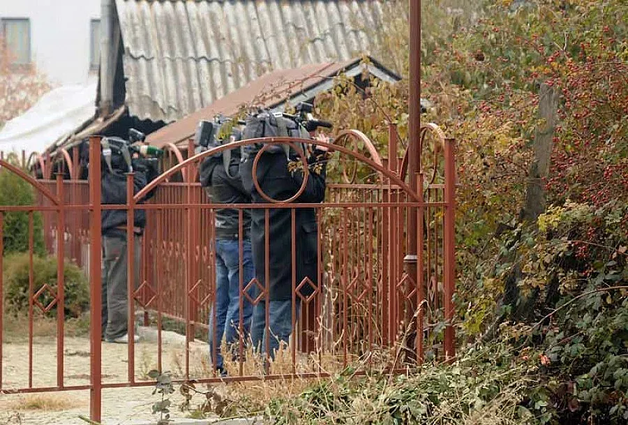 Убили с брадва и тояга майката на полицая в "Люлин"