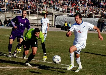 Бърз съд за хулиган, счупил зъб на полицай