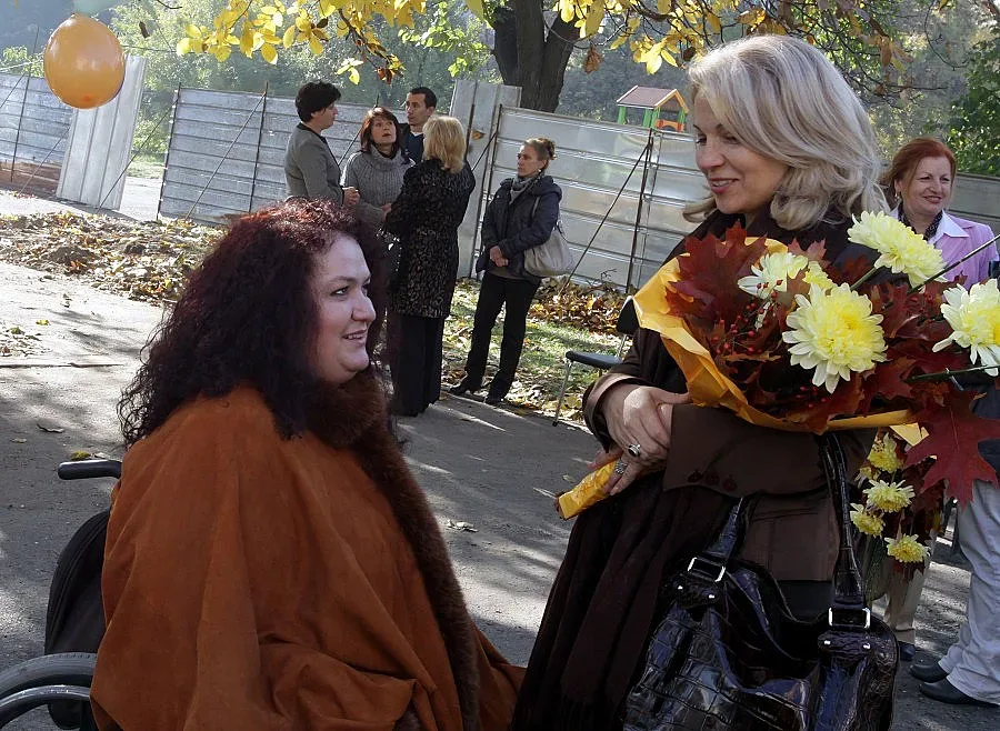 Слагат край на опашките за ясла