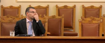 Скачат приходите от акциз върху алкохола