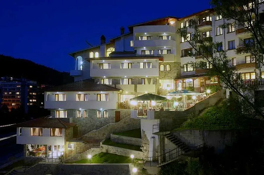 За 8 декември: Вход свободен за студентите