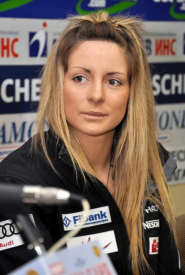 "Ред Бул" дава криле на Сани Жекова