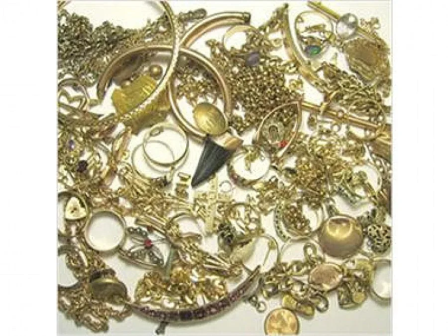 Хванаха "гастрольорите" при обир с кило злато