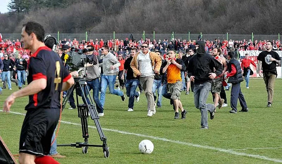 Бомба за ЦСКА цъка в Плевен