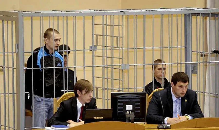 Осъдиха на смърт терористите, взривили метрото в Минск 