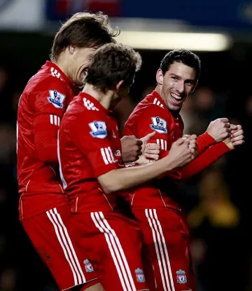 "Ливърпул" на полуфинал след лека победа над "Челси"