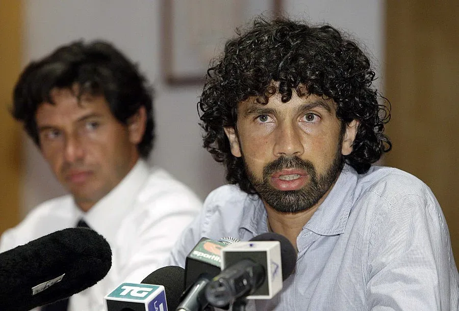 Калчото спасява Италия