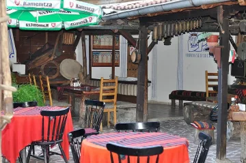 Кръчмари и експерти нищят проблемите в Банско