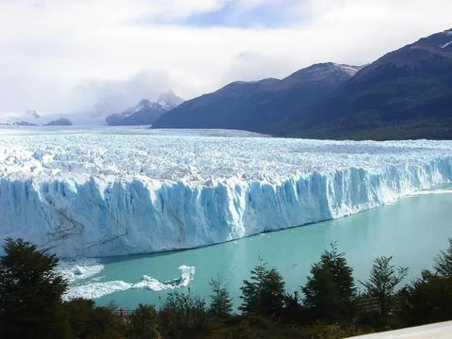 Ледът в Арктика се топи ужасно бързо