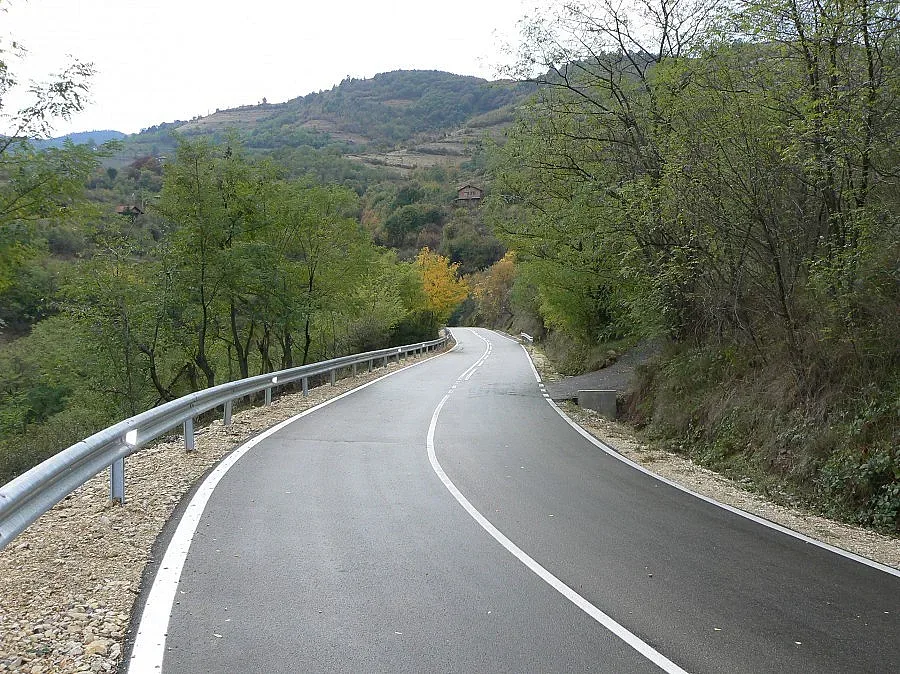 Пътищата в страната: На места заледени