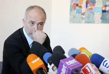 Тотю зове синдикатите в тристранката