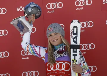 Чаровницата на "Белия керван" се развежда