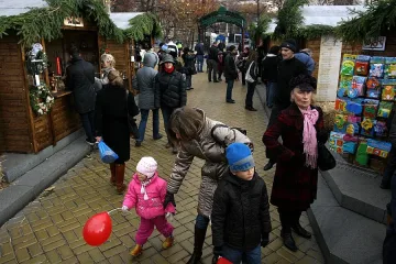 София стана като Мюнхен - бира, вурстчета и греяно вино  