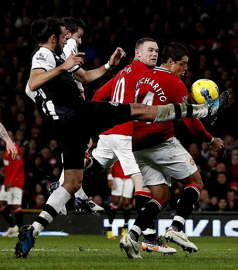 Сър Алекс забрави Бербо, "Юнайтед" се дъни 1:1