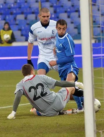 Гипсират нападател на "Левски"