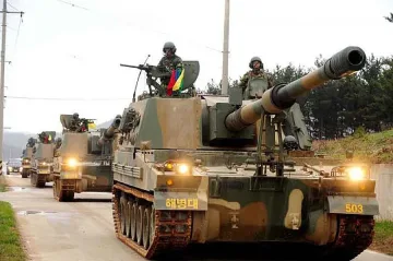 Северна Корея заплаши с море от огън