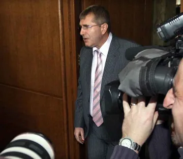 Ковачки с глоба, водят го принудително в съда