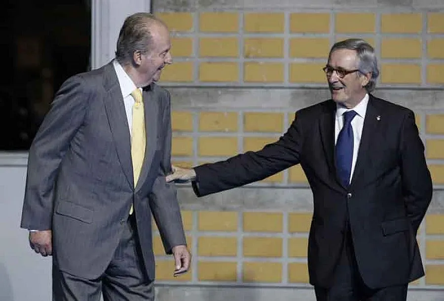 Хуан Карлос си разби носа