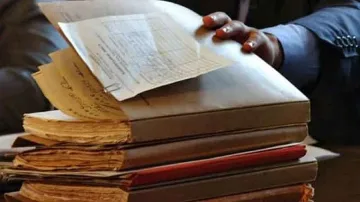 КС: Лустрацията на дипломатите е незаконна 