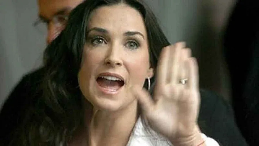 Деми Мур се съветва с Мадона за развода