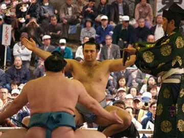 Котоошу пребори най-тежкия сумист