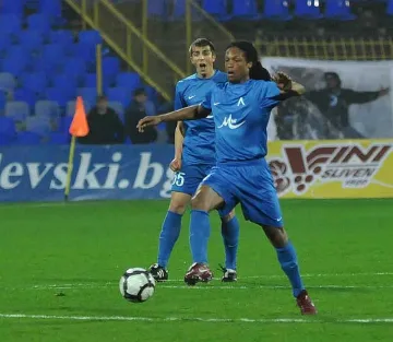 Батков ще се разправя с холандците в "Левски"