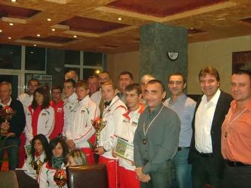 Николов и Нинева №1 в планинското бягане за 2011 г.