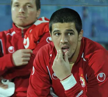 Бягство в ЦСКА преди дербито с "Литекс"