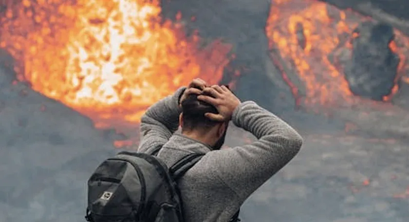 Нещо страшно става в Сицилия! Външно: Не пътувайте