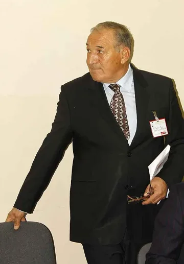 Стратега: Сърдене минава при мама и тате