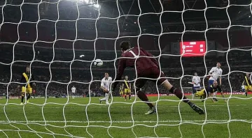 Гол №2000 за Англия е на Гарет Бари