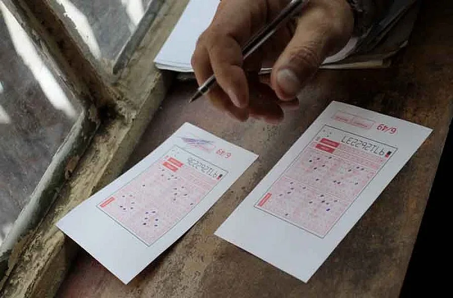 Щурмуват тото пунктовете заради два джакпота