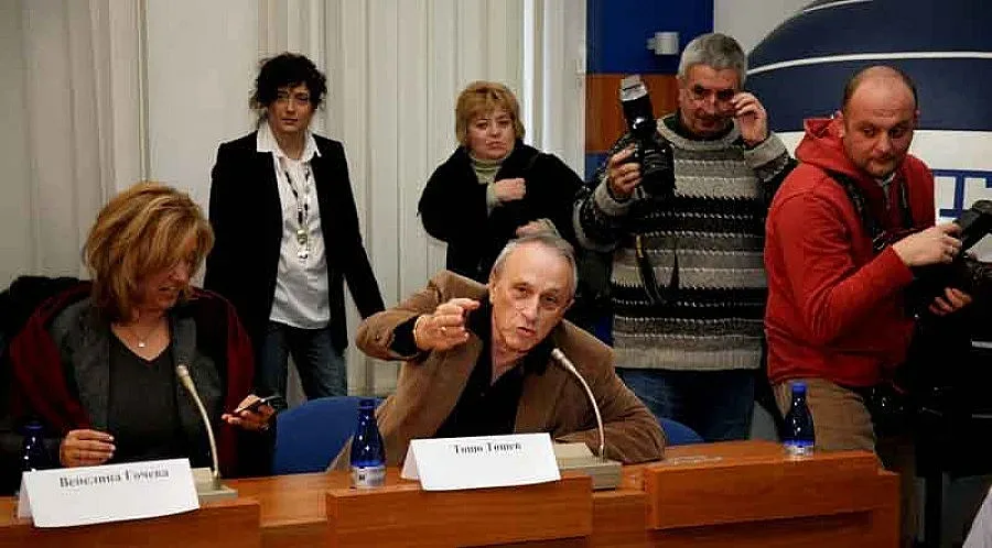 Скандал разцепи Съюза на издателите