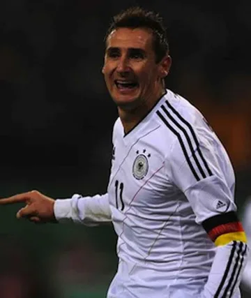 Мощна Германия размаза "лалетата" с 3:0 (ВИДЕО)