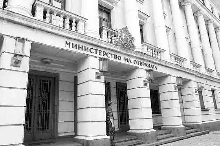 Казарми стават молове