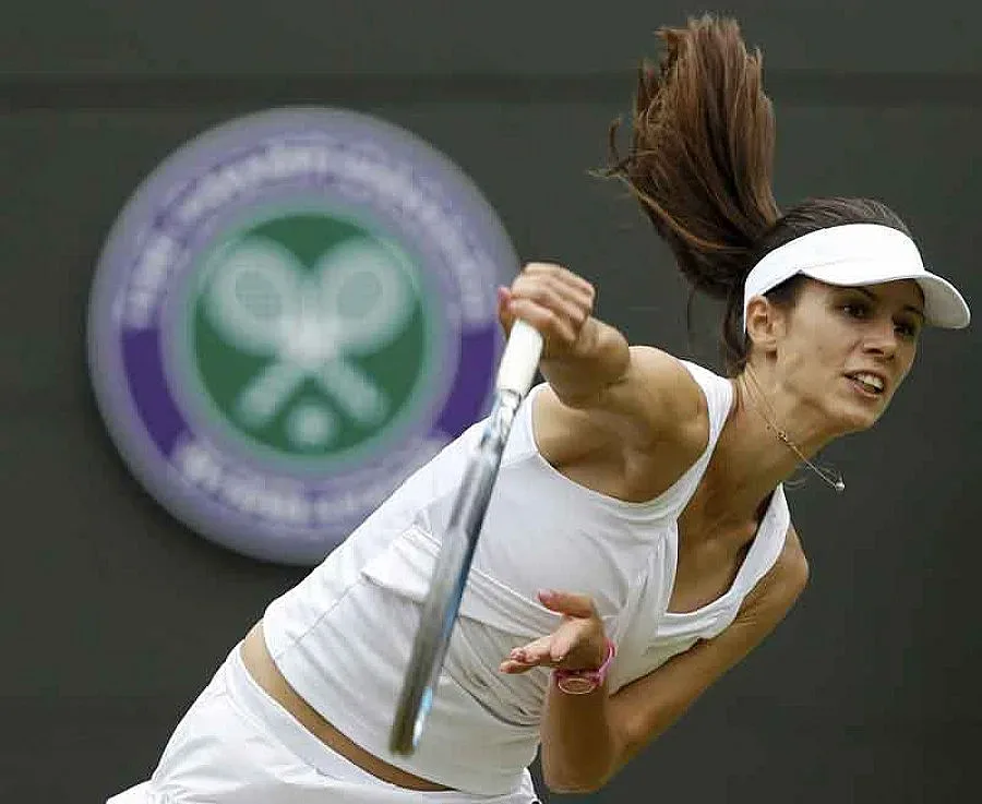 Пиронкова ще играе срещу фенове