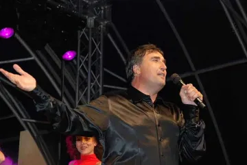 Веско Маринов призна за раздялата с жена си