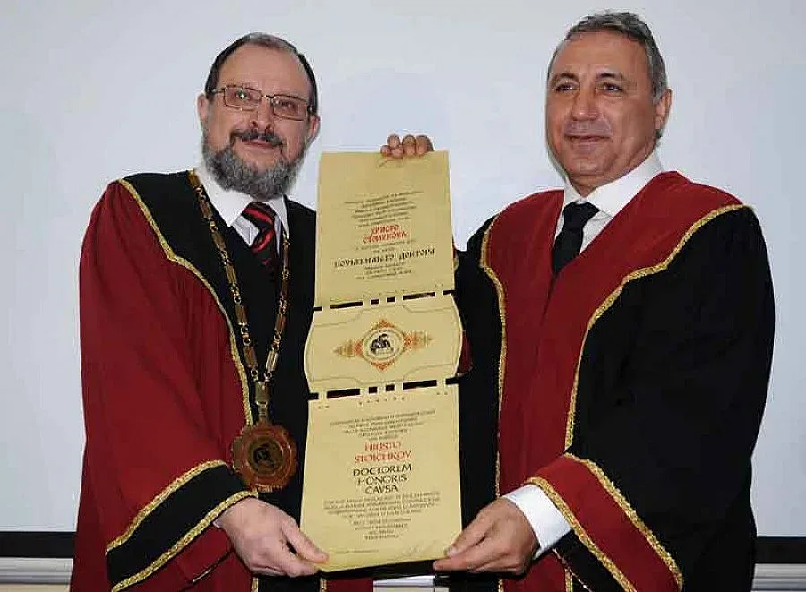 Христо Стоичков: Имам диплома от САЩ
