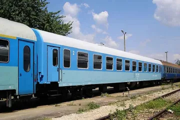 Скъсан влак блокира линията Варна-Карнобат