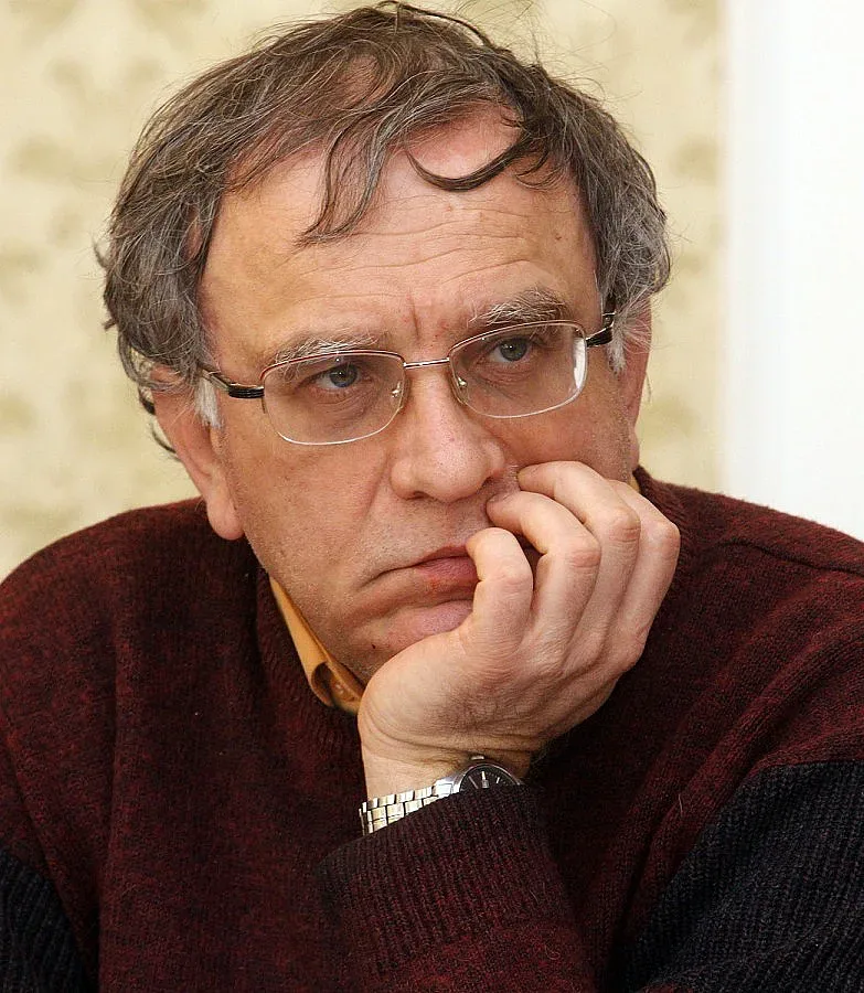 Цветозар Томов напуска Пловдивския университет заради Камата