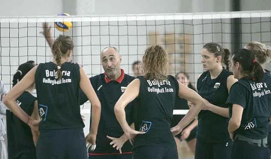 Волейболистките финишираха без грешка в Баку