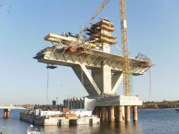 Дунав мост 2 стигна до въжетата